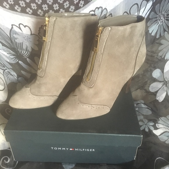 Tommy Hilfiger Shoes - Trendy Wing-tip style bootie